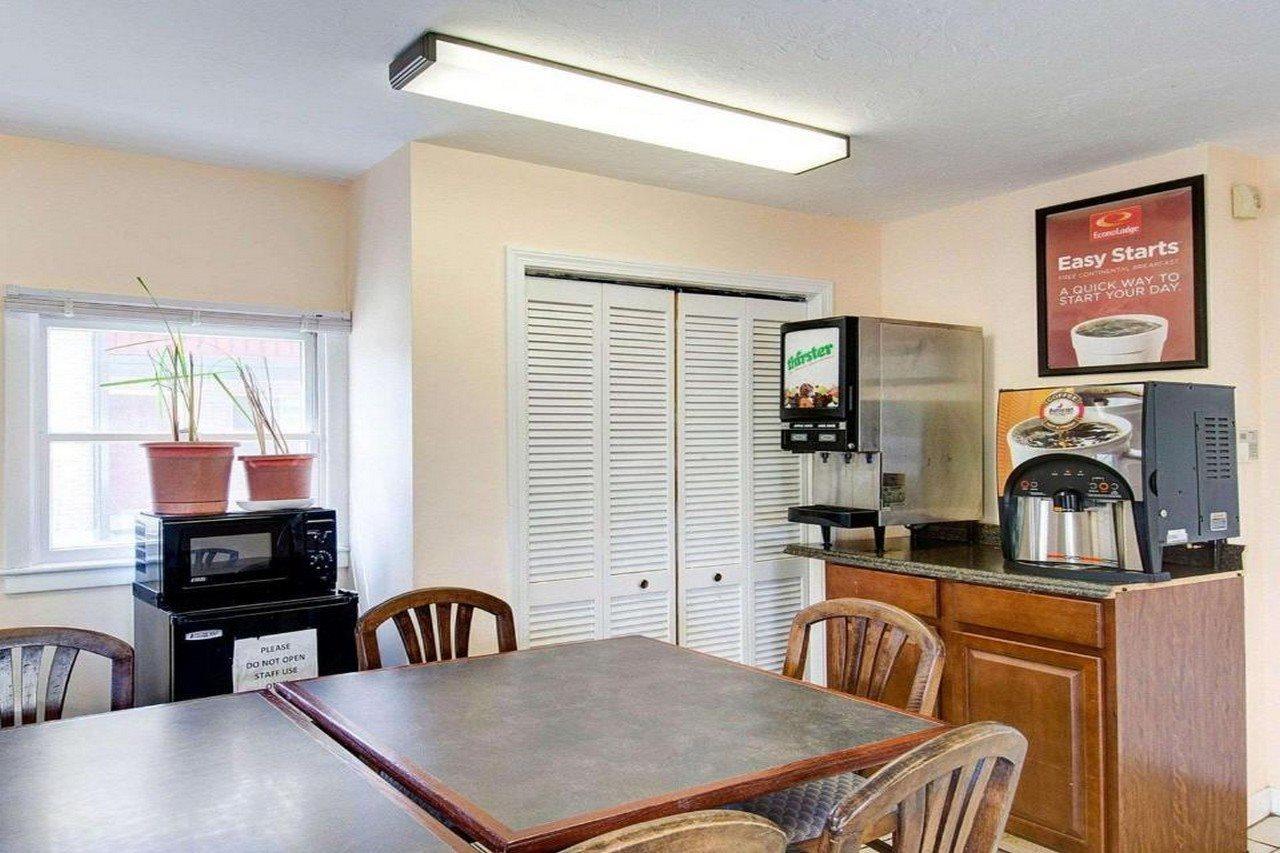 Econo Lodge Sharon Εξωτερικό φωτογραφία
