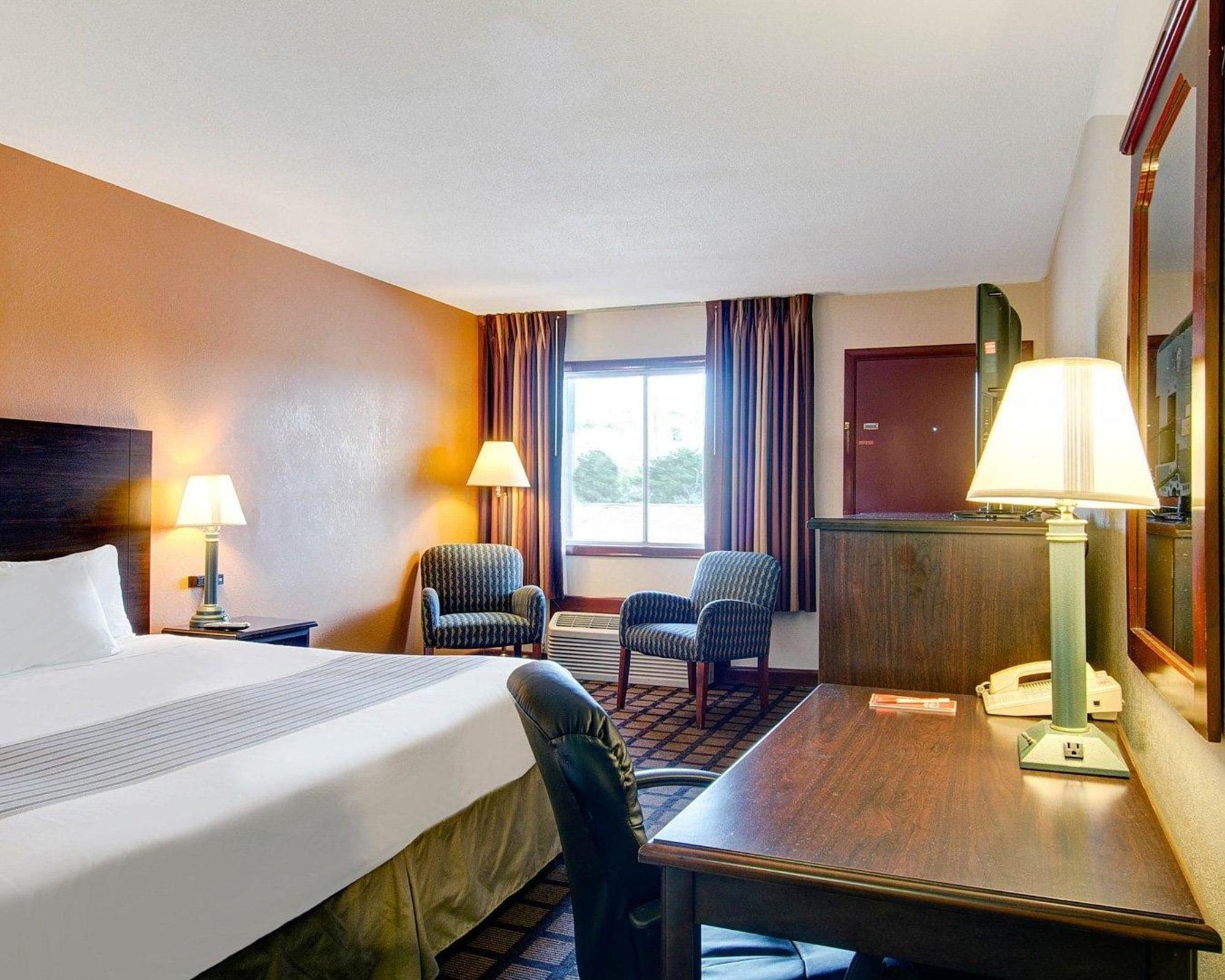 Econo Lodge Sharon Εξωτερικό φωτογραφία