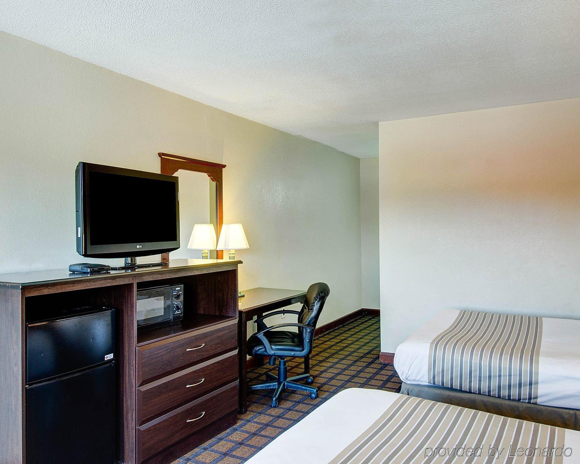 Econo Lodge Sharon Εξωτερικό φωτογραφία